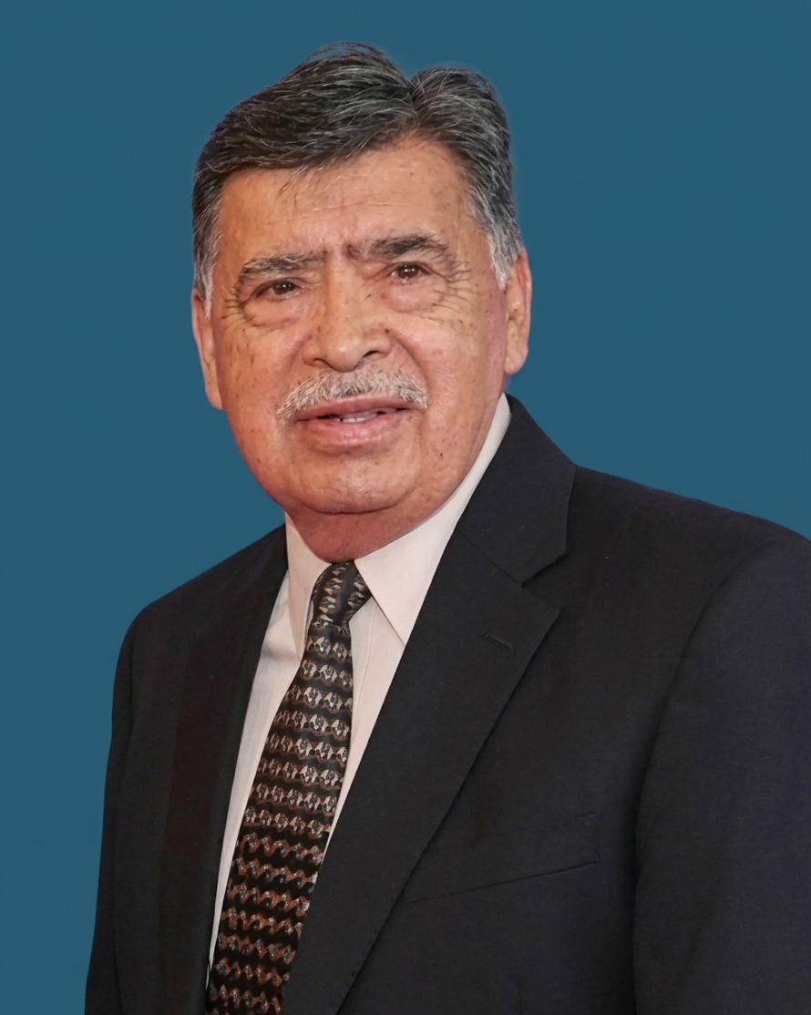 Saul Consuelos Biography: Family, Legacy, Career & Life Story